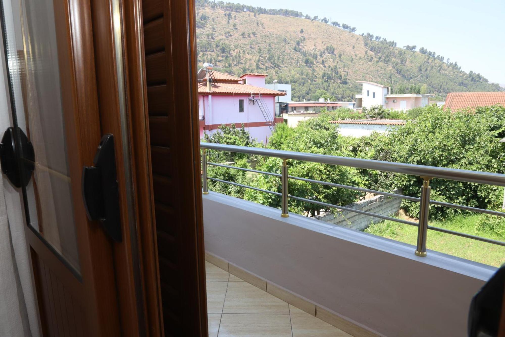 Villa Fjorentin بيرات المظهر الخارجي الصورة