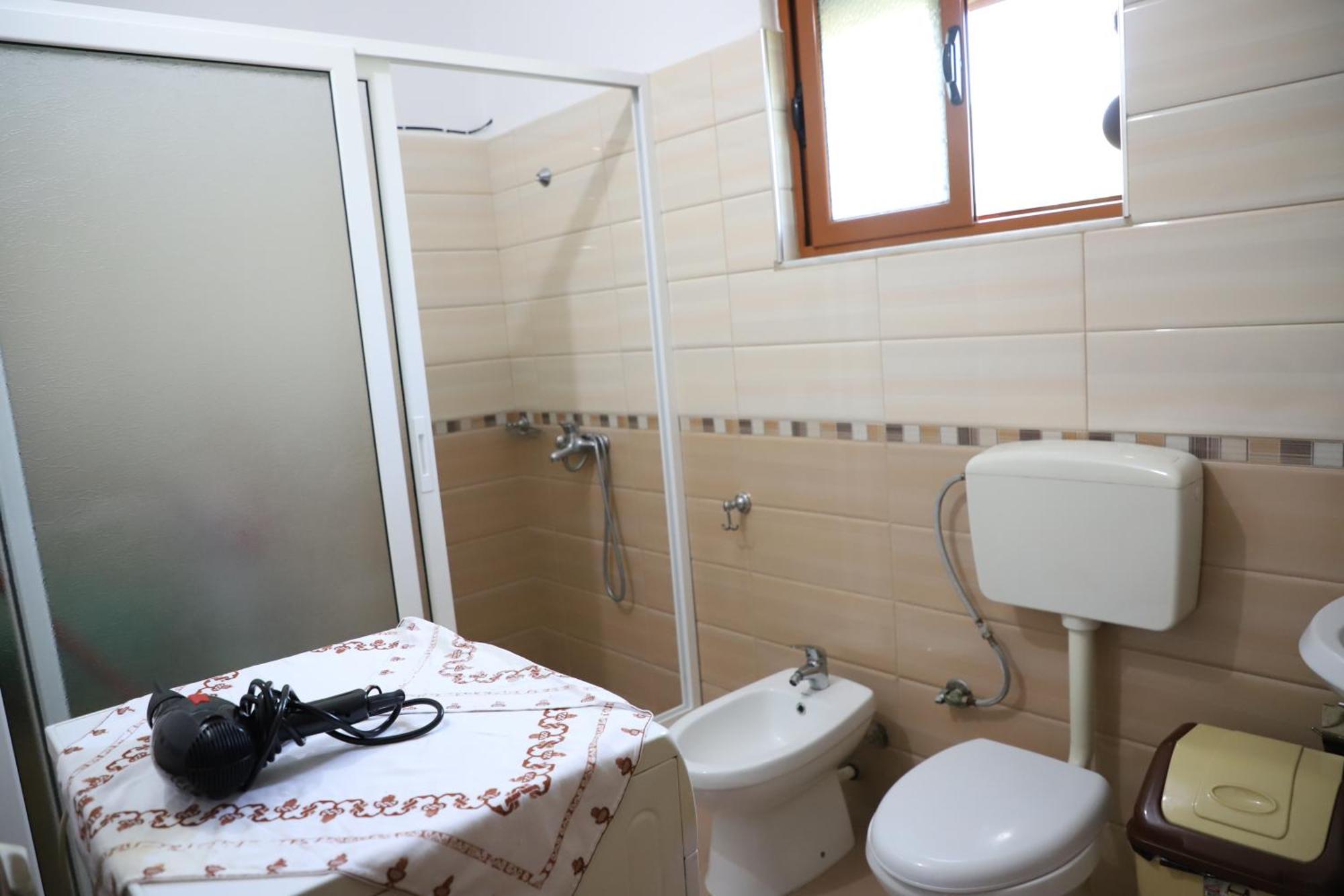 Villa Fjorentin بيرات المظهر الخارجي الصورة