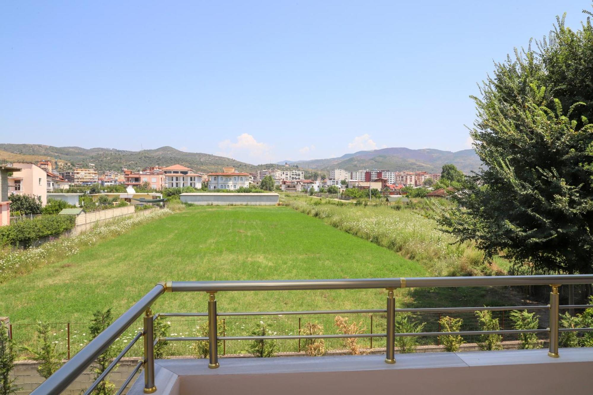 Villa Fjorentin بيرات المظهر الخارجي الصورة